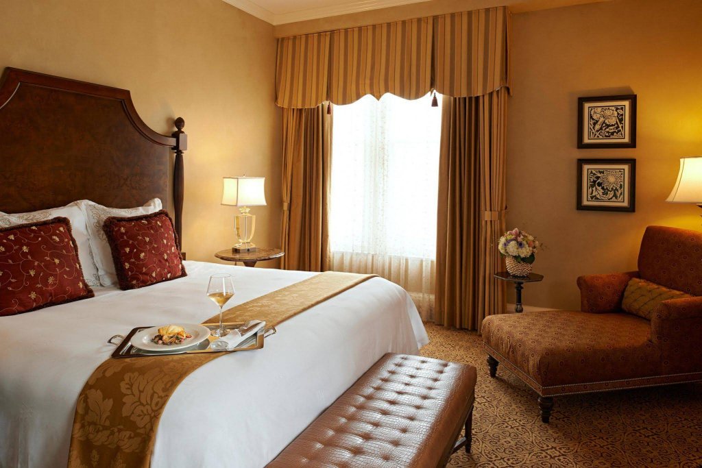 Фото The Roosevelt New Orleans, A Waldorf Astoria Hotel