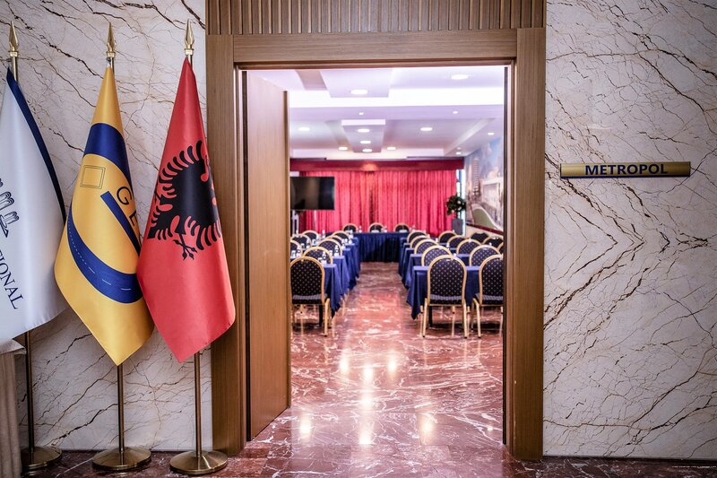 Фото Tirana International Hotel