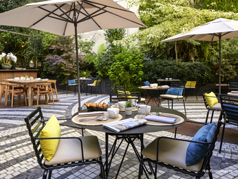 Фото Ibis Yerevan Center