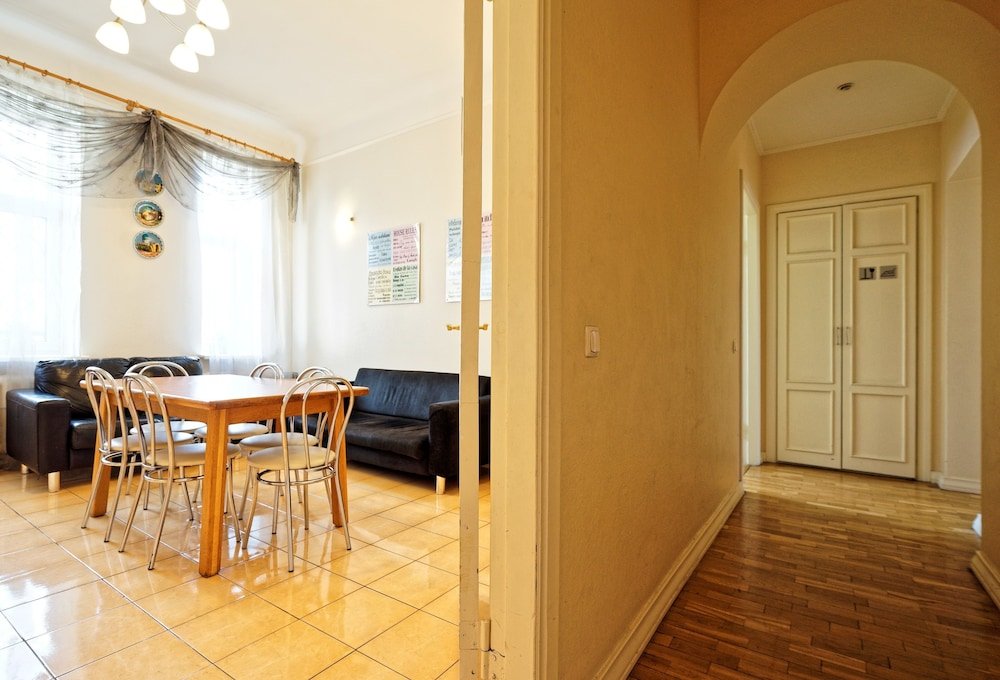 Фото RigaApartment Gertruda — комплекс апартаментов и ресторан