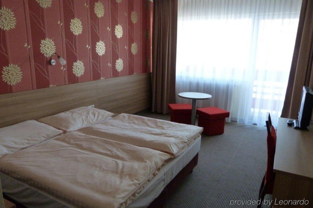 Фото Hotel Bratislava