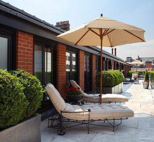 Внешний вид отеля The Connaught в Лондоне, фото 5