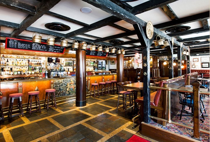 Фото Hotel Bishops Arms Mora