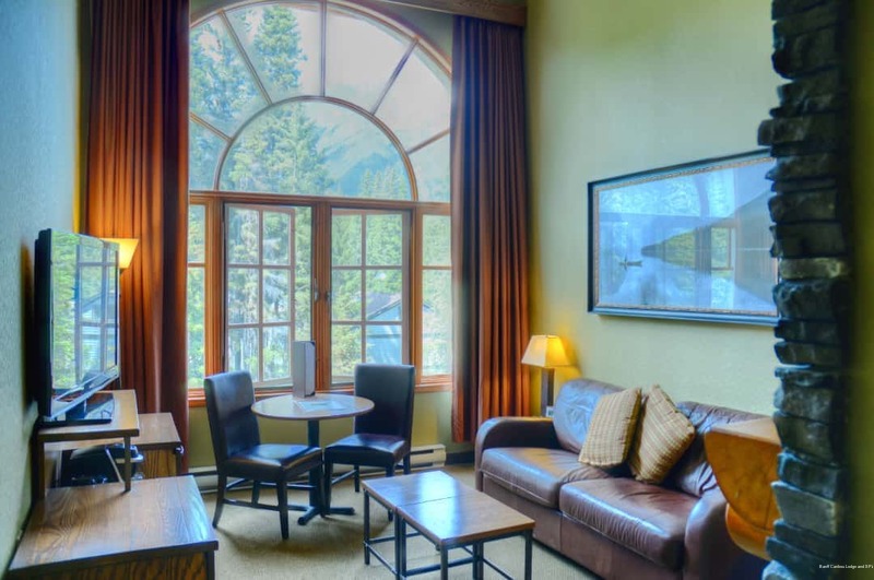 Фото Banff Caribou Lodge and SPA