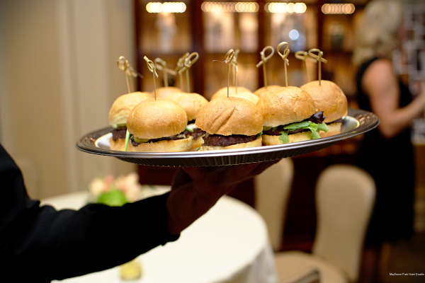 Фото Mayflower Park Hotel