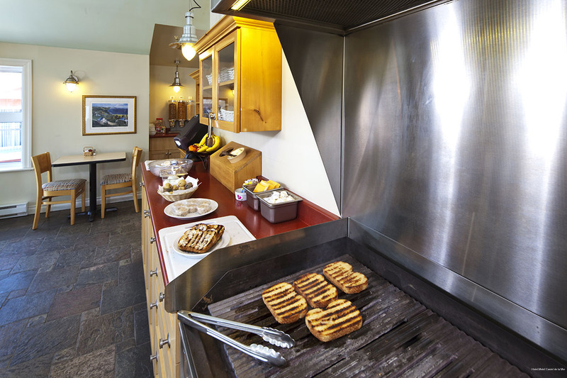 Фото Hôtel-Motel Castel de la Mer