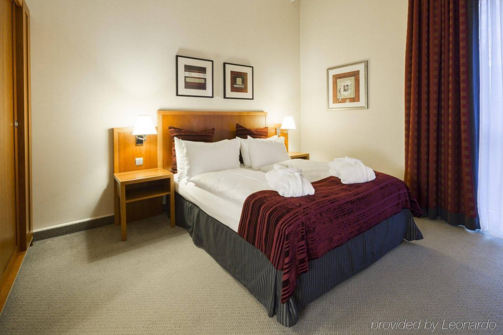 Фото Crowne Plaza City Alster