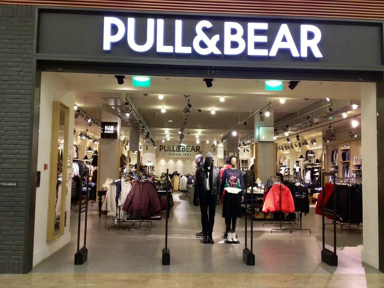 Pull and bear