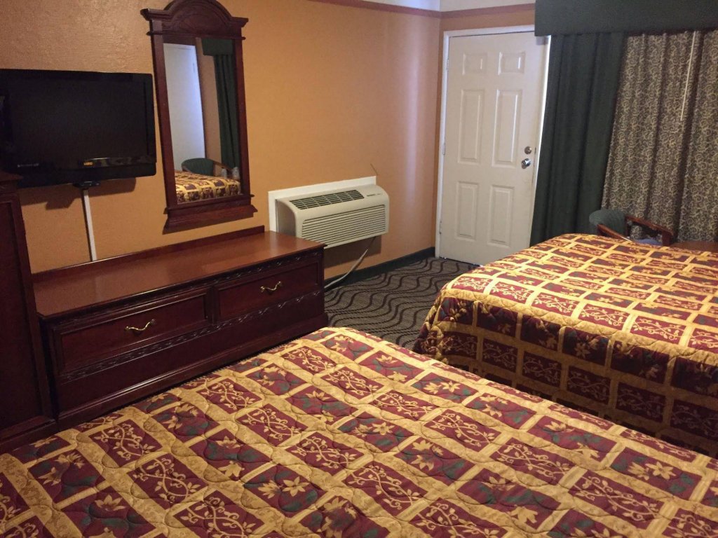 Фото New Corral Motel