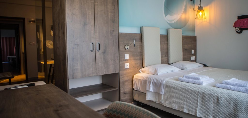 Фото Metropolitan Hotel