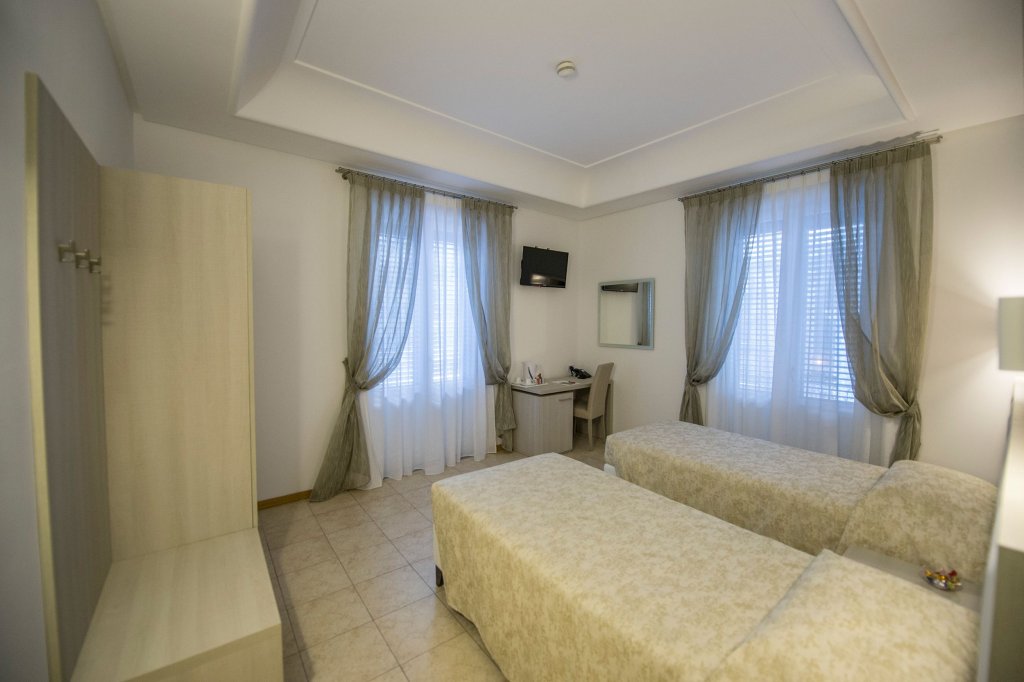 Фото Artemisia Palace Hotel