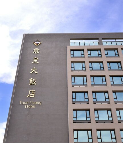 Гостиница Tsun Huang Hotel