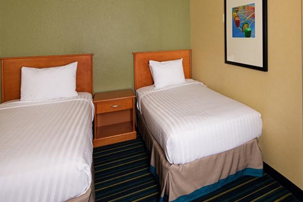 Фото Residence Inn by Marriott Anaheim Resort Area