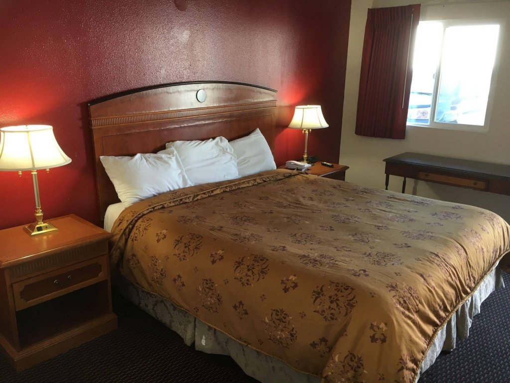 Фото American Inn Grover Beach