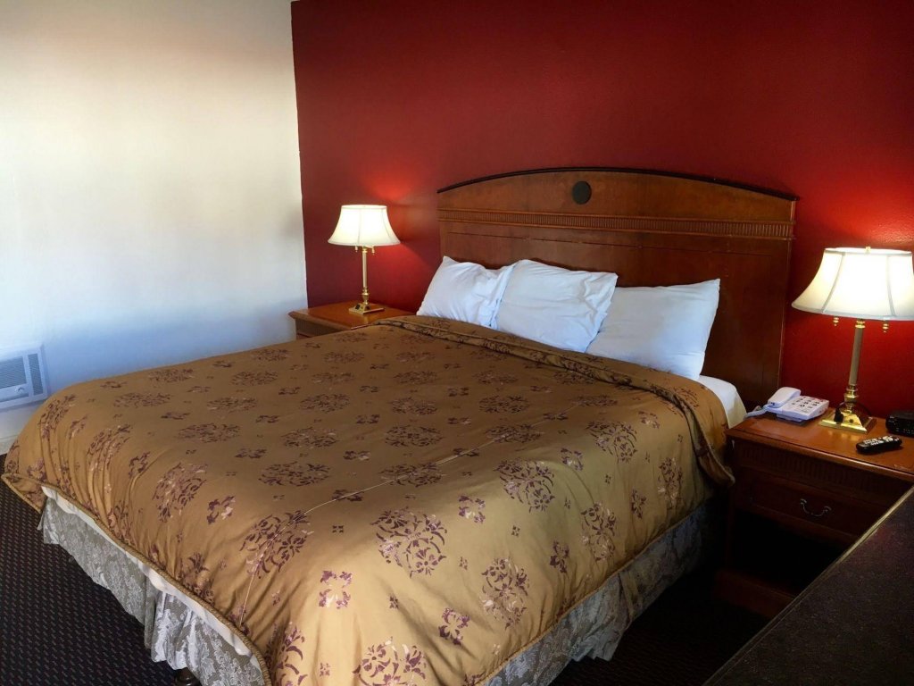 Фото American Inn Grover Beach