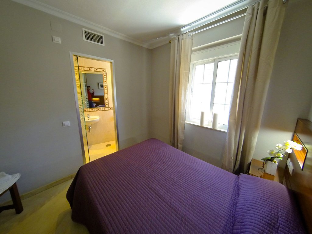 Фото Hostal La Muralla