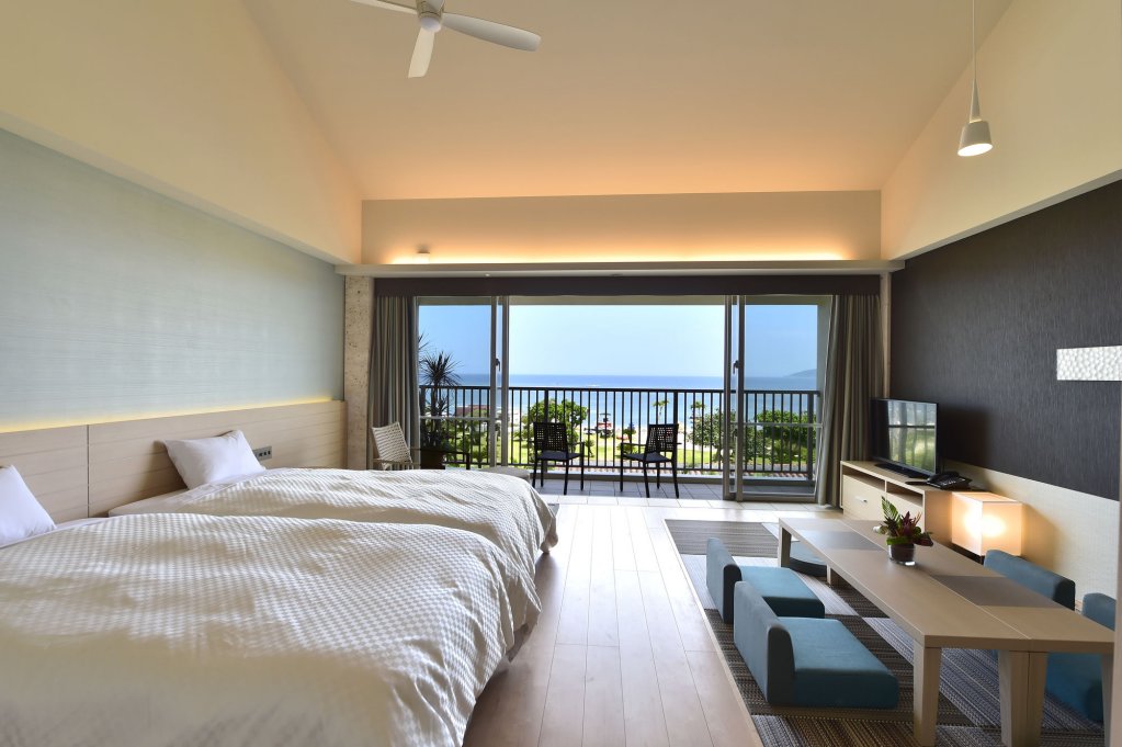 Фото Fusaki Beach Resort Hotel & Villas
