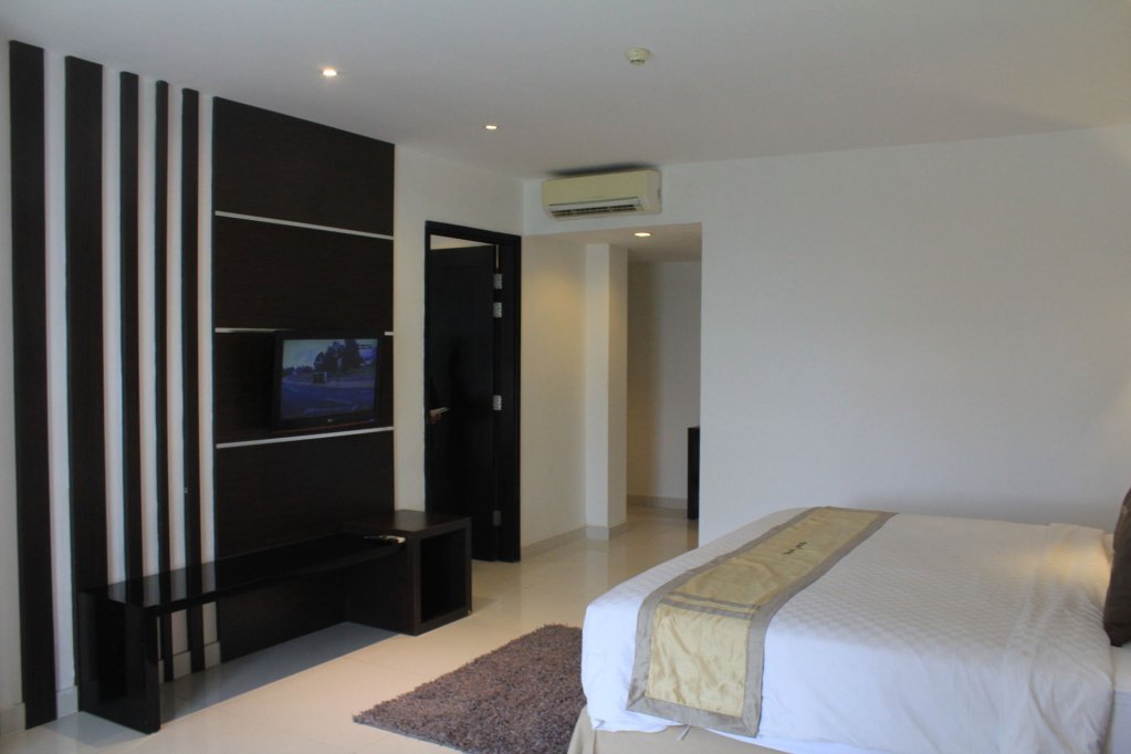 Фото Prime Royal Boutique Hotel