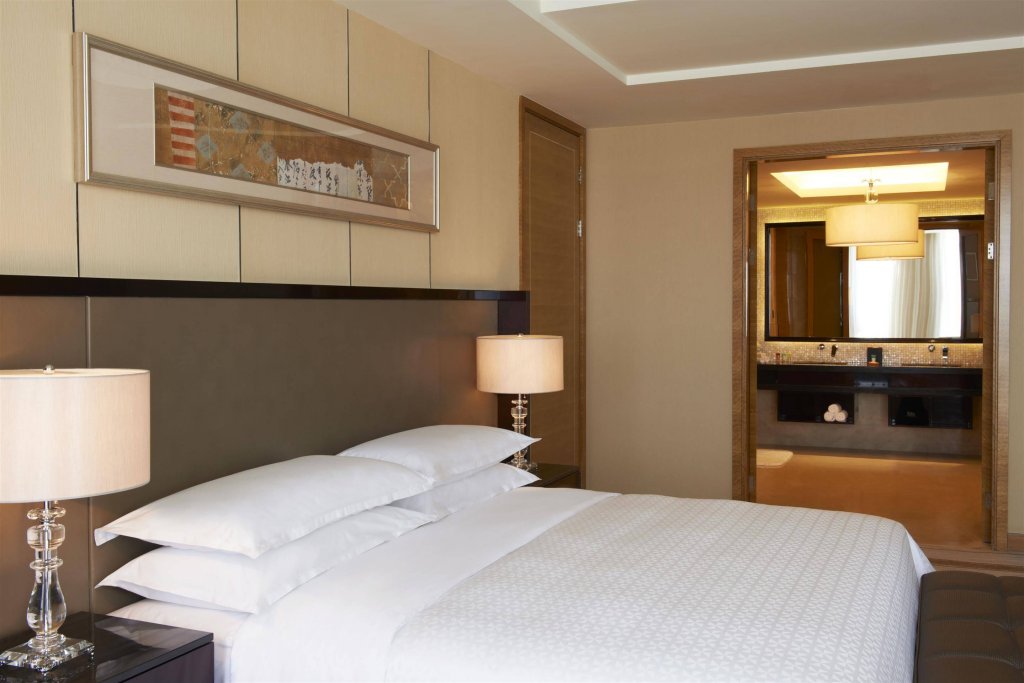 Фото Four Points by Sheraton Langfang, Guan