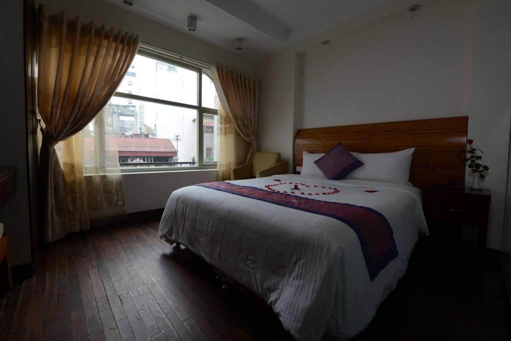 Фото B & B Hanoi Hotel & Travel