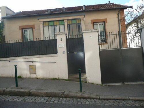 Гостиница Villa Des Canuts в Лионе