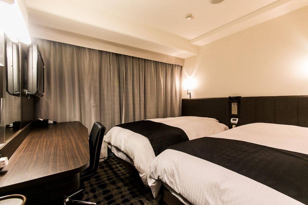 Фото Apa Hotel Nagoya Sakae