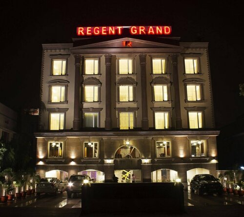 Гостиница Hotel Regent Grand в Дели