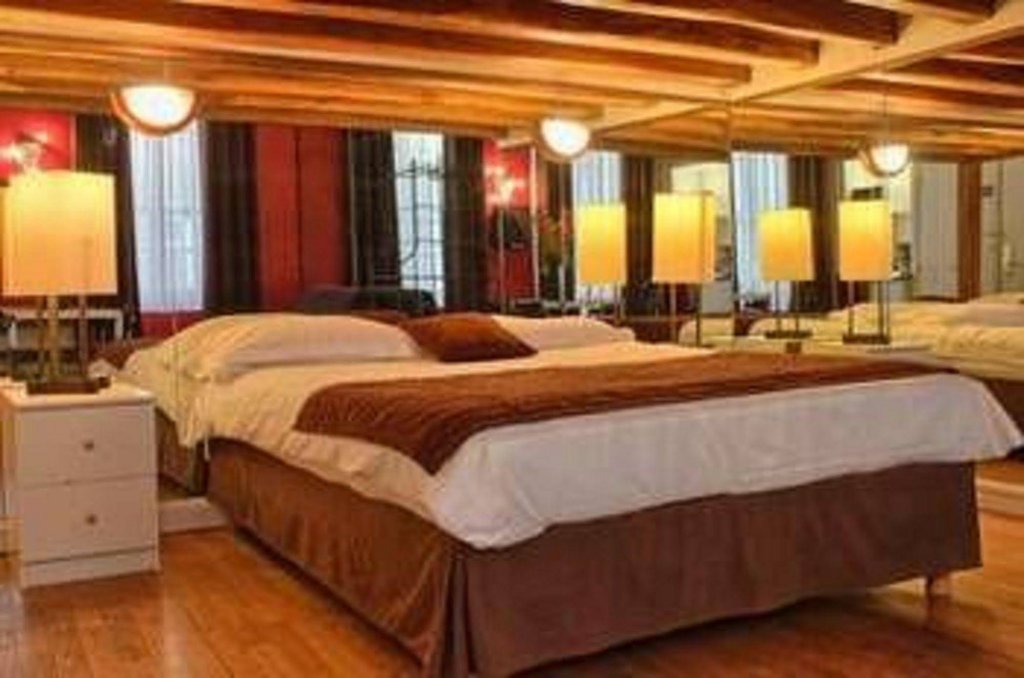 Фото Hotel and Residence du Lion d'Or