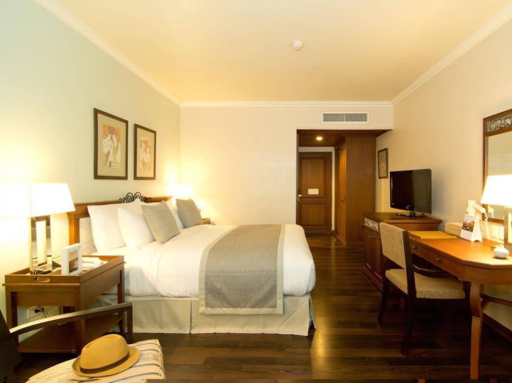 Фото The Grand Riverside Hotel Phitsanulok
