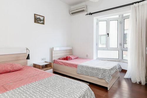 Гостиница Rix Apartments в Кирении