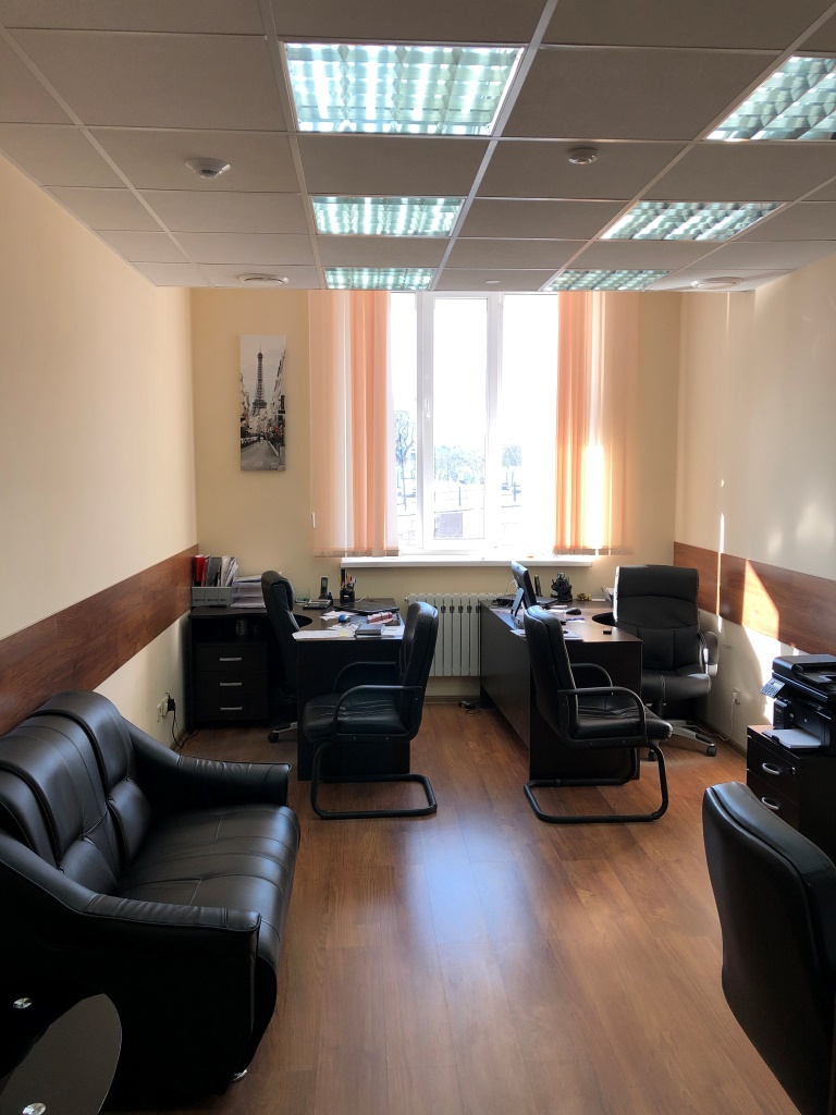 Ulan-Udedagi yalangoch ayollar fotosuratlari