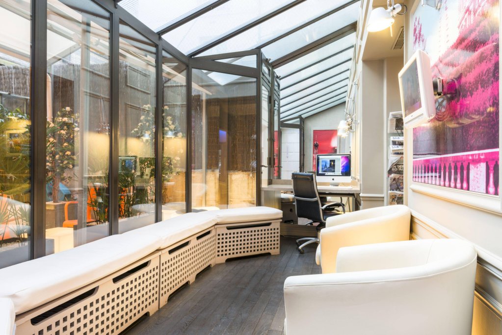 Фото Hotel Cervantes by Happyculture