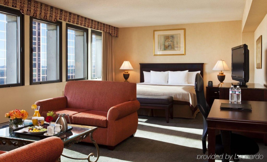 Фото Hilton Newark Penn Station