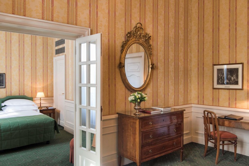 Фото Helvetia & Bristol