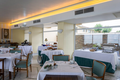 Гостиница Pestana Park Avenue