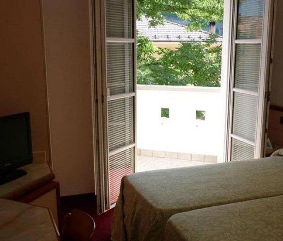 Фото Hotel Garnì Villa Fontana