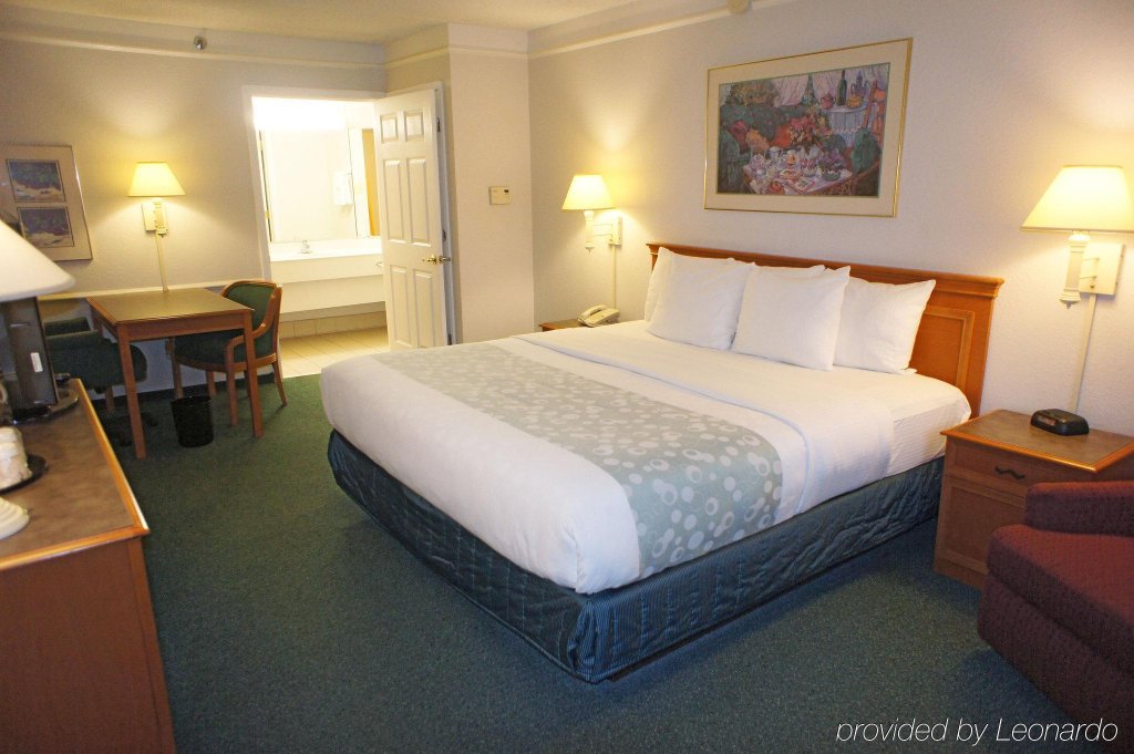 Фото La Quinta Inn by Wyndham Ventura