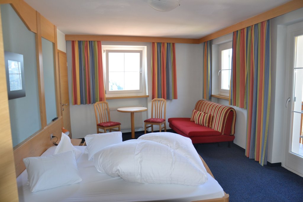 Фото Zum Löwen-Post Hotel