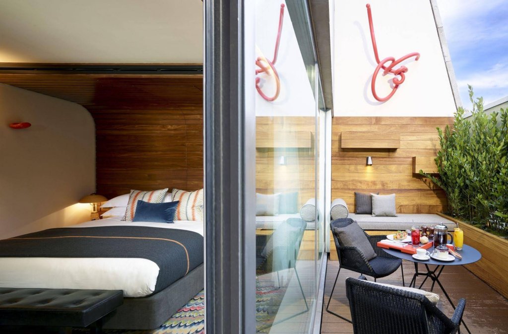 Фото отеля 3