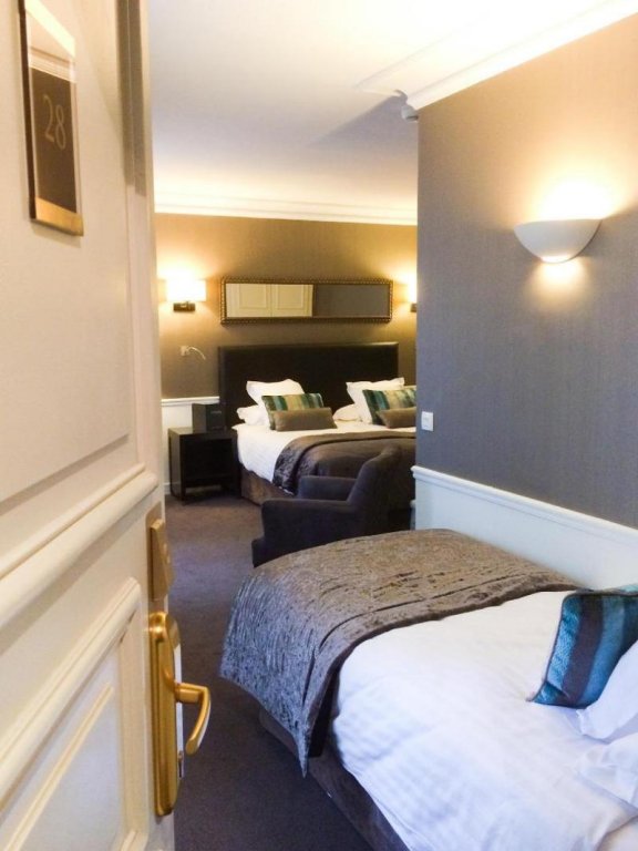 Фото Hôtel Le Royal