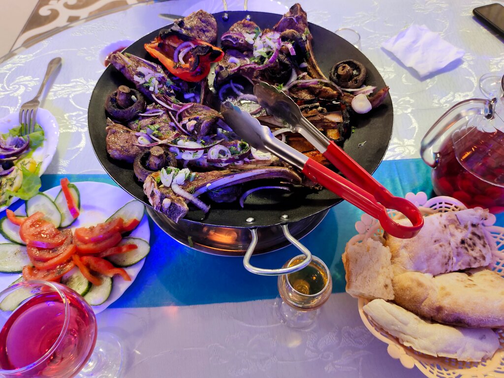 Cafe Kafe Yakg U Fontana, Tula, photo