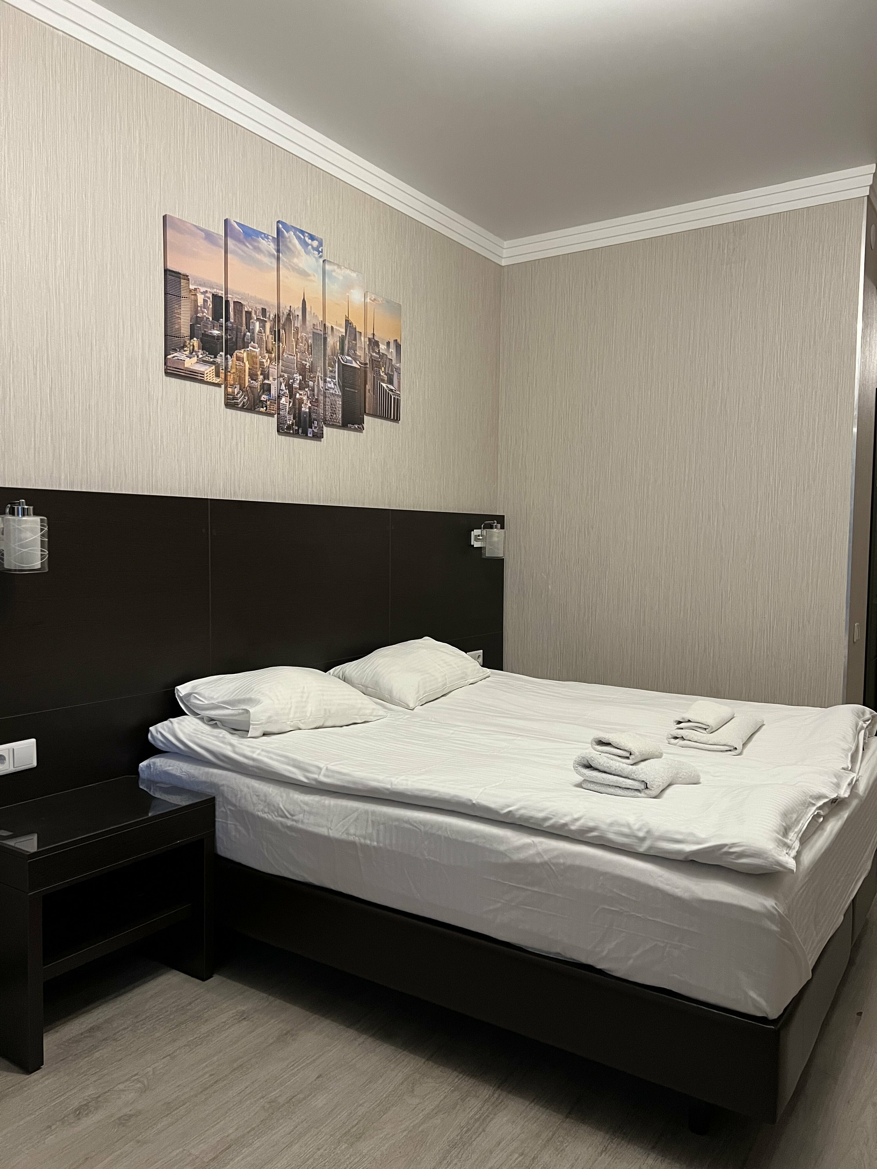 Фото Diamond City