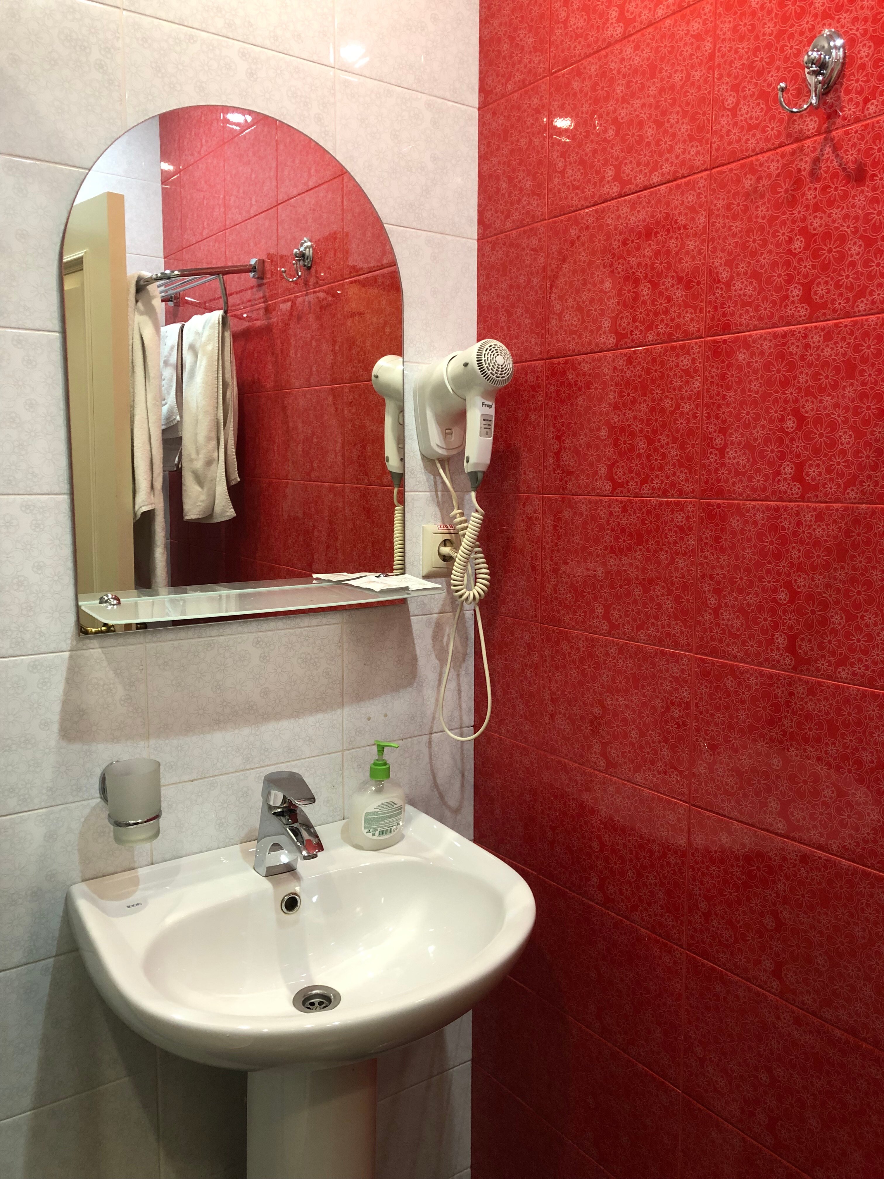 Фото Гравор