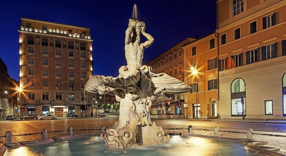 Фото отеля 1