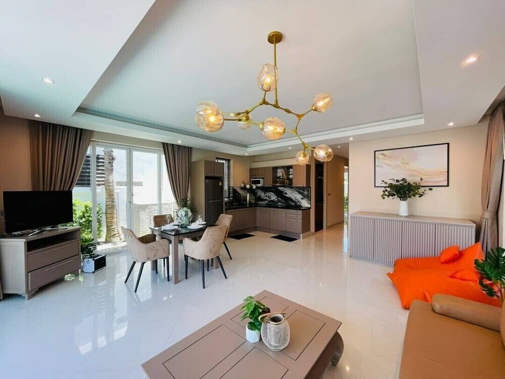 Фото Palm Oasis Pool Villa by Pattaya Holiday