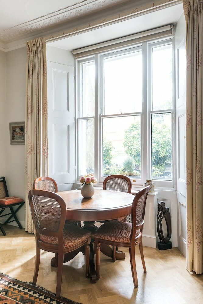 Фото The Hummingbird Apartment