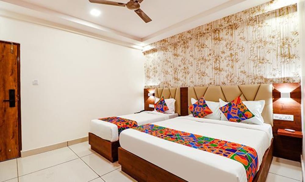 Фото Fabhotel Rotano Grand