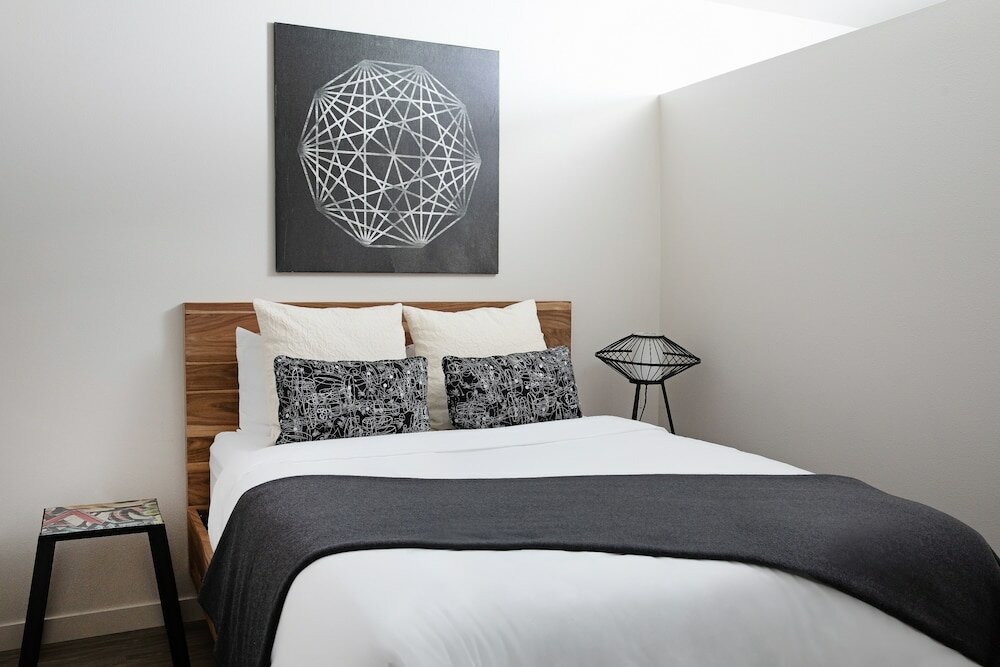 Фото Domicile Suites at Chroma Slu