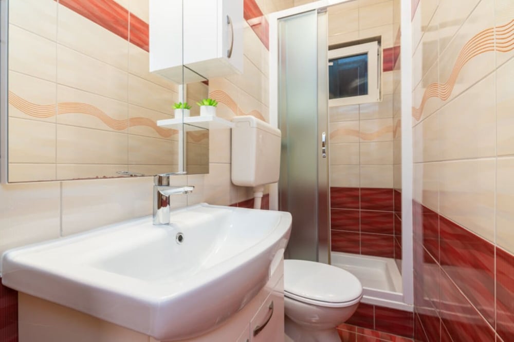 Фото Barbara - Steps From the Beach - A1