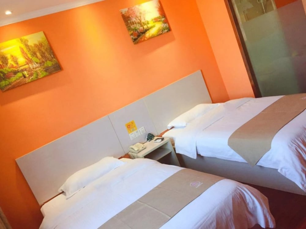 Фото GreenTree Inn Shanghai Songjiang District Sijing Town Sijing Metro Station Express Hotel